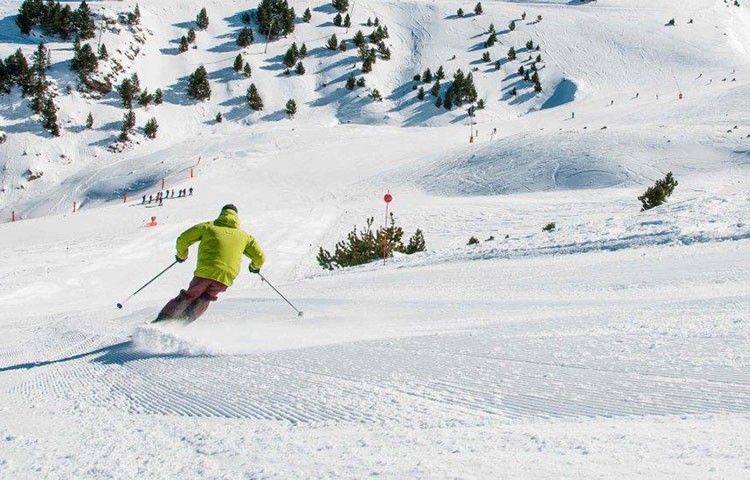 Foto Temporada Esquí Alpino 2024 - Suspendida